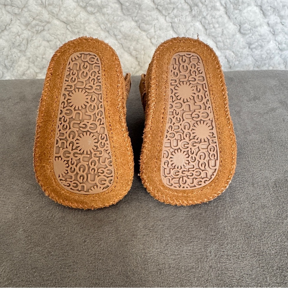 UGG Neumel Chukka Boot - Baby -  Chesnut - Picture 6 of 7